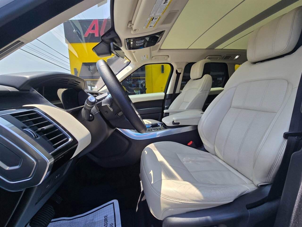 2019 Land Rover Range Rover Sport HSE - Photo 13 - Red Bank, NJ 07701