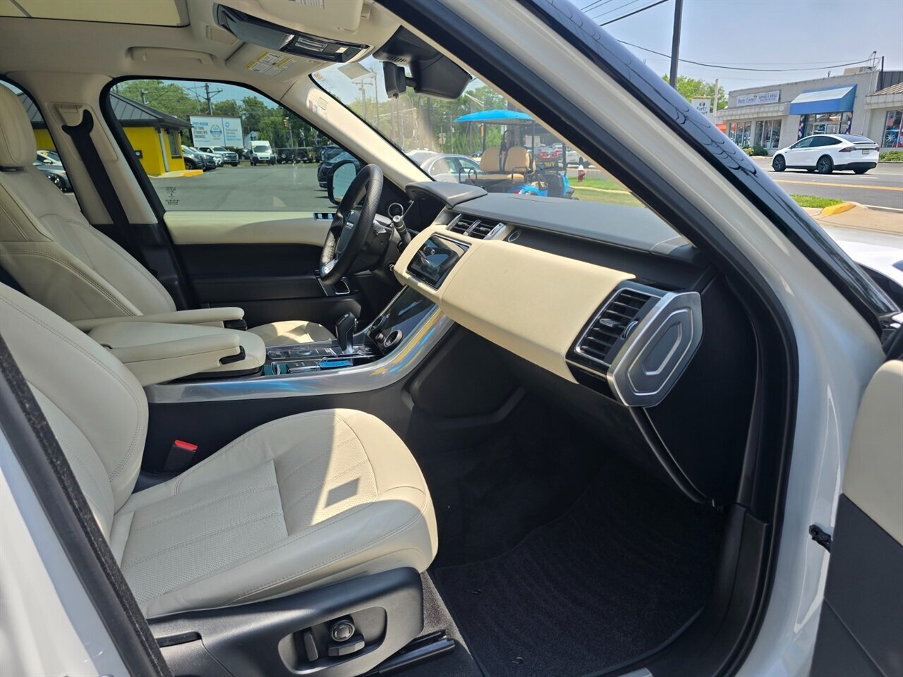 2019 Land Rover Range Rover Sport HSE - Photo 14 - Red Bank, NJ 07701
