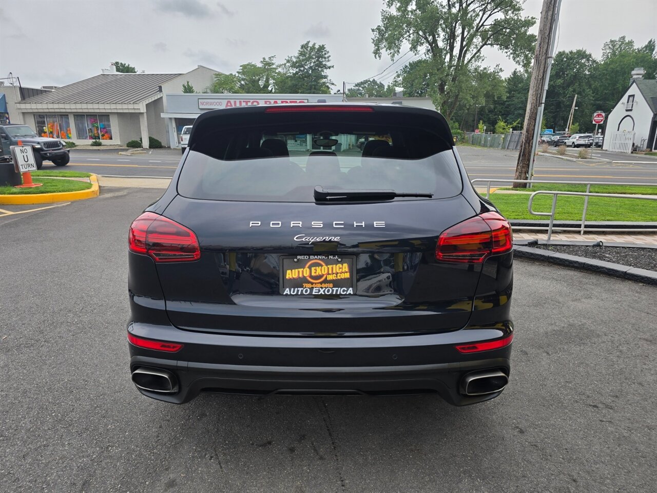 2016 Porsche Cayenne - Photo 24 - Red Bank, NJ 07701