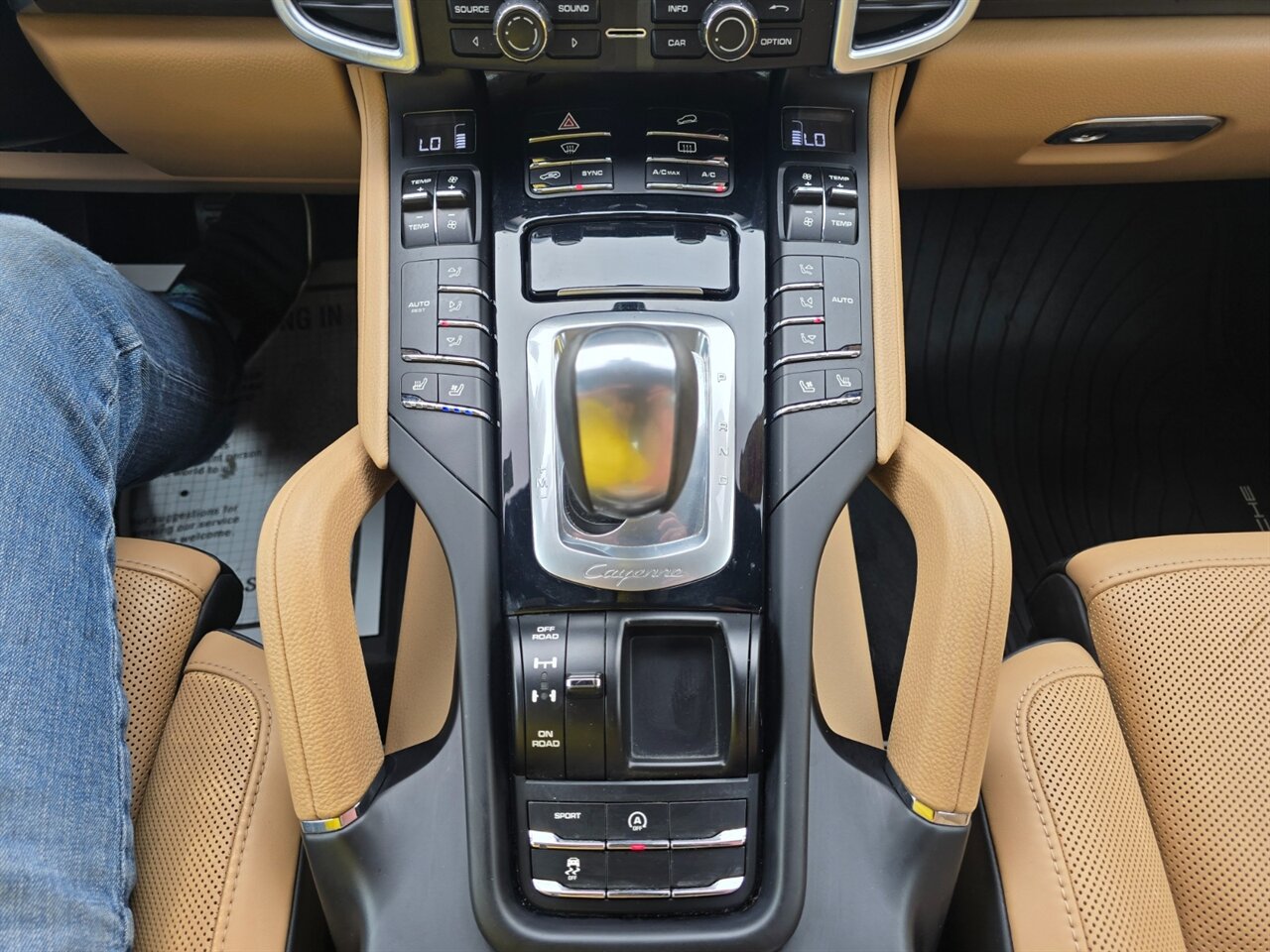 2016 Porsche Cayenne - Photo 8 - Red Bank, NJ 07701