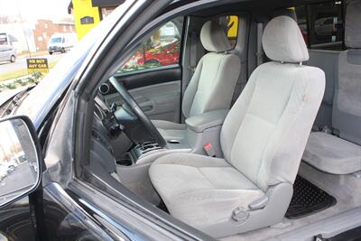 2009 Toyota Tacoma PreRunner V6   - Photo 10 - Red Bank, NJ 07701