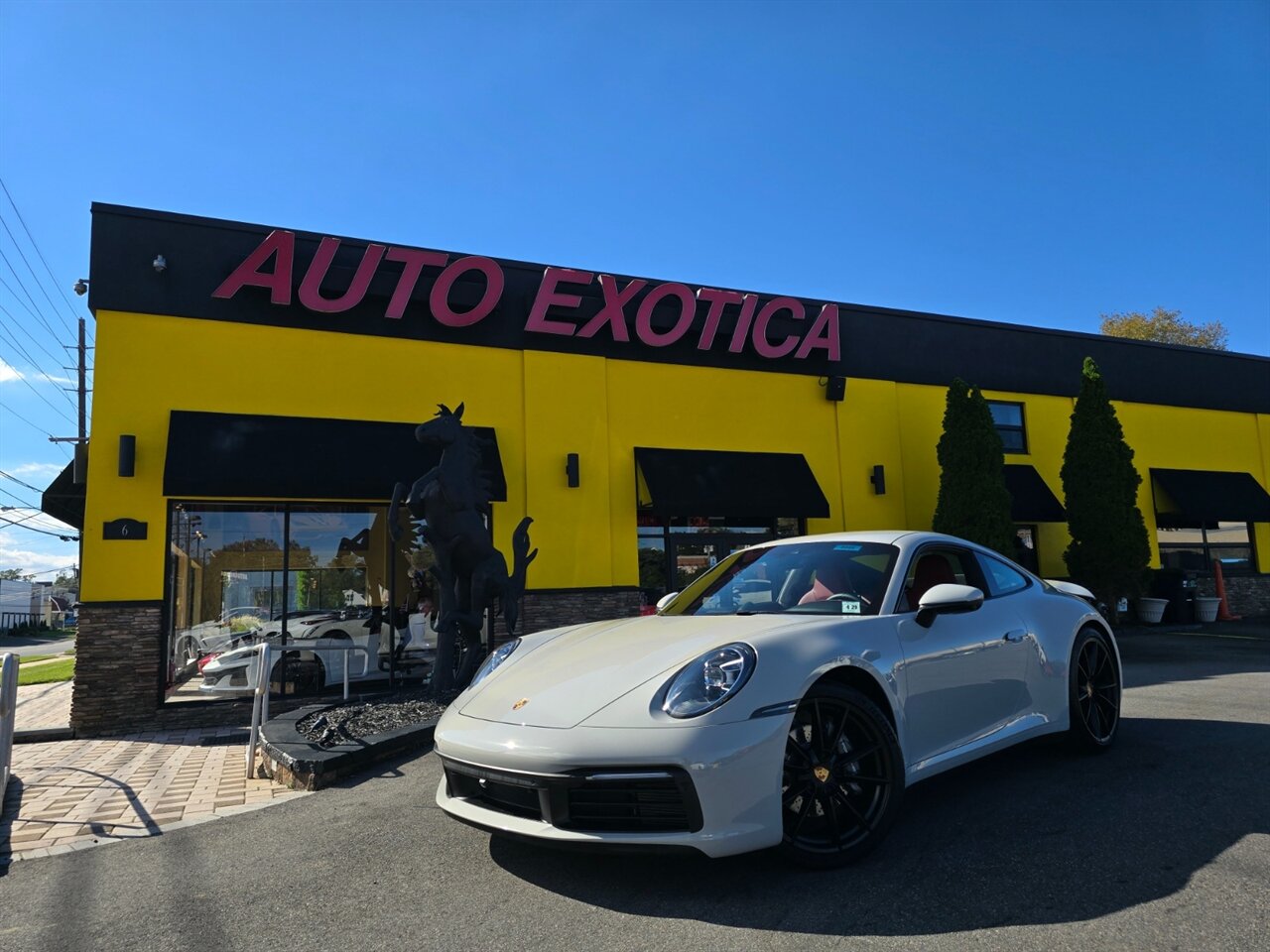 2024 Porsche 911 Carrera 4   - Photo 1 - Red Bank, NJ 07701