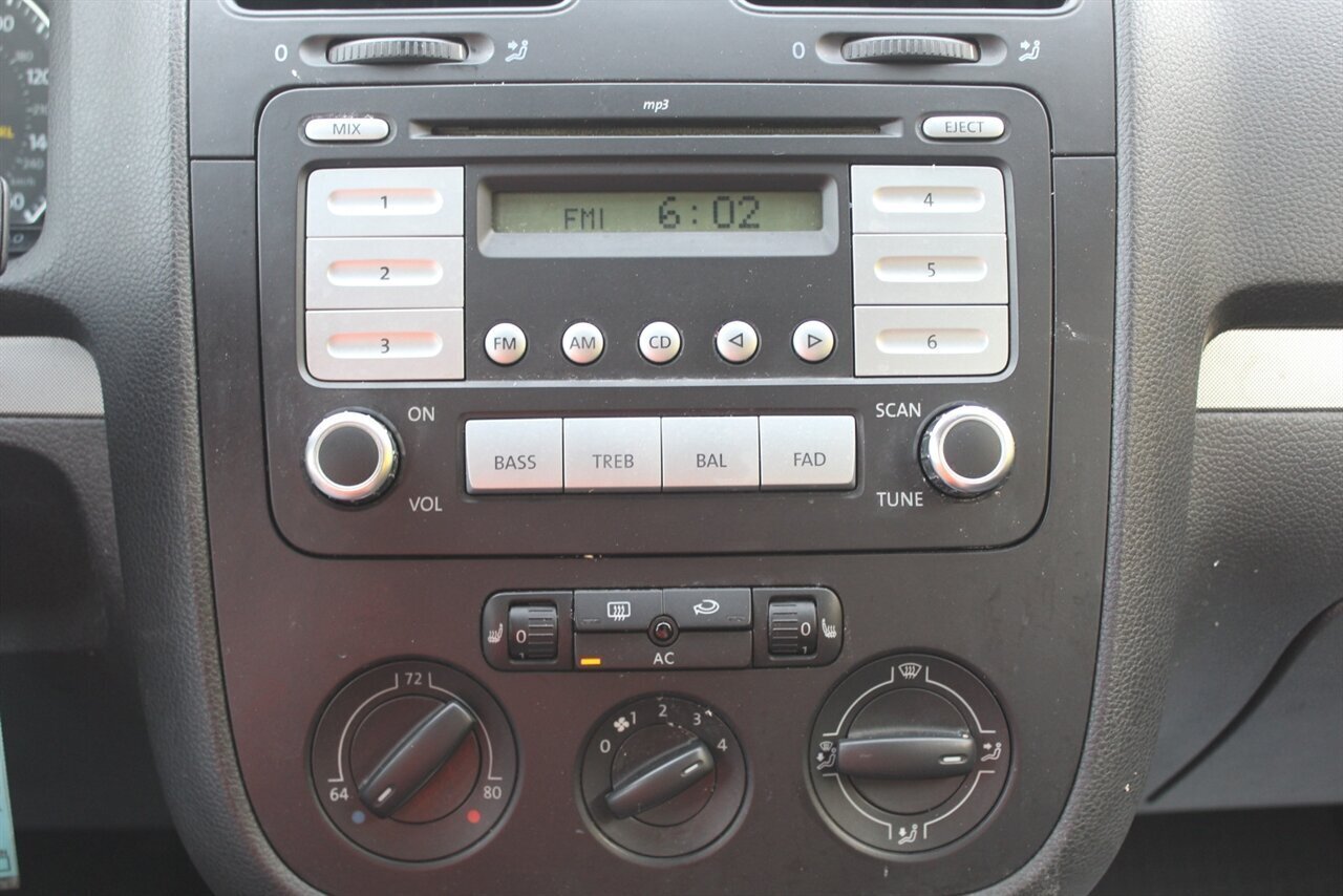 2009 Volkswagen Jetta S PZEV - Photo 7 - Red Bank, NJ 07701