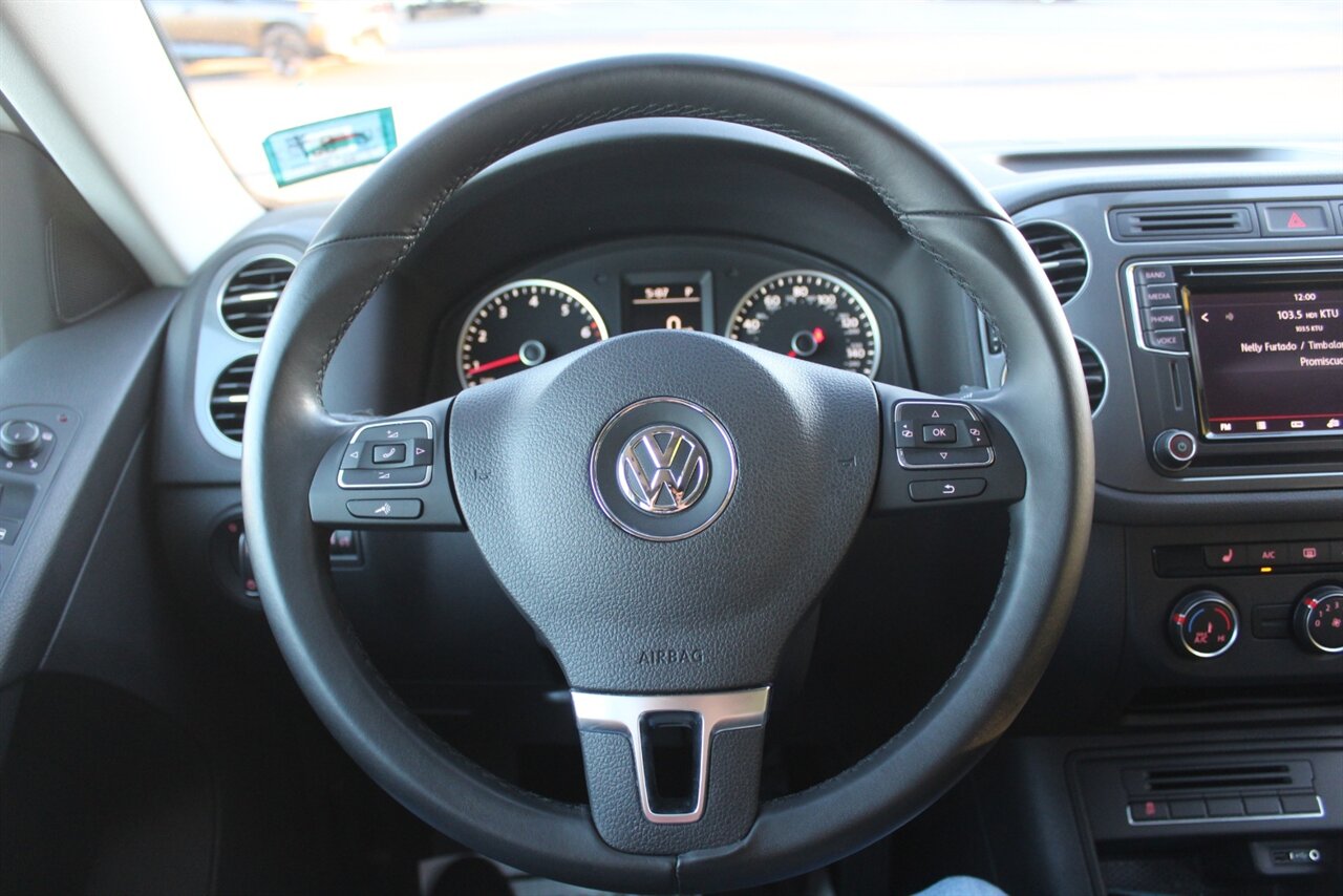 2017 Volkswagen Tiguan 2.0T Limited S 4Motion - Photo 6 - Red Bank, NJ 07701