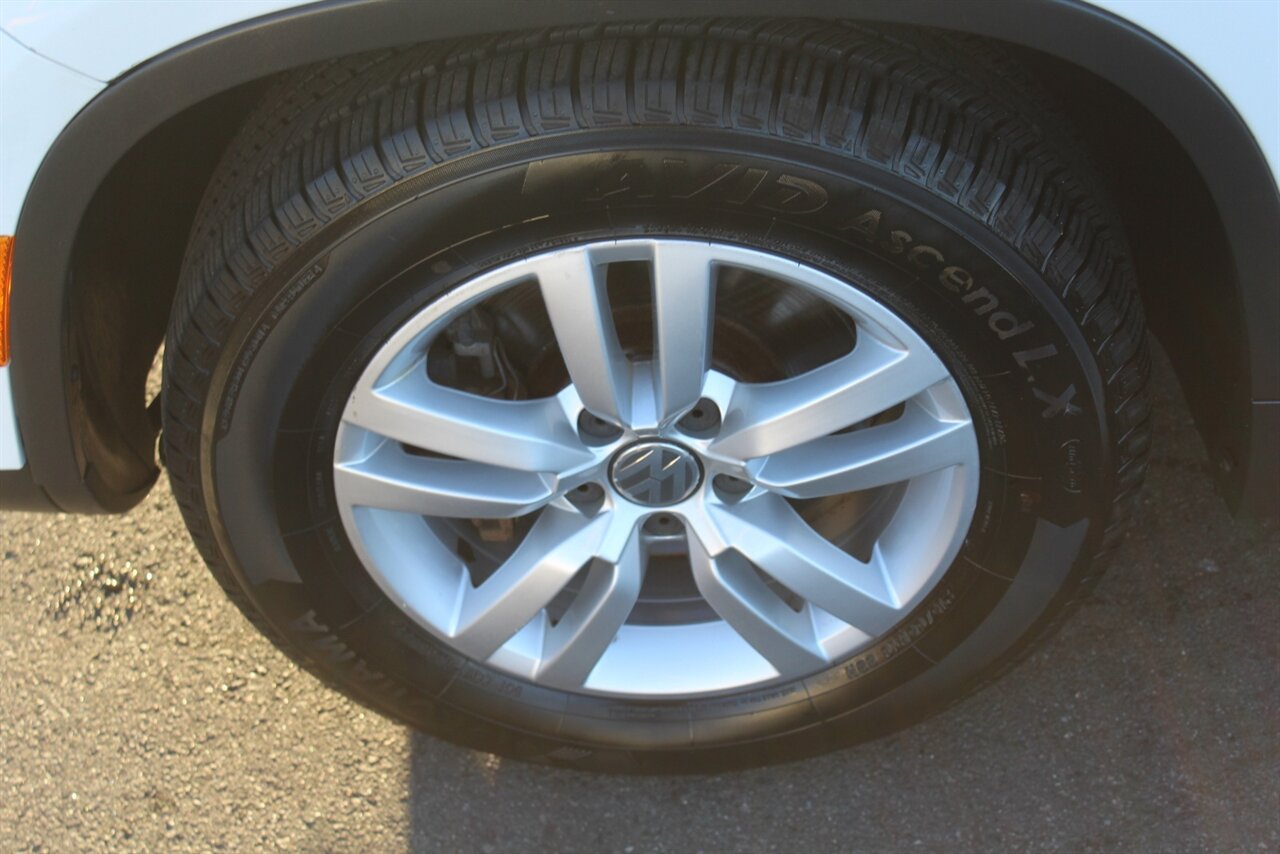 2017 Volkswagen Tiguan 2.0T Limited S 4Motion - Photo 24 - Red Bank, NJ 07701