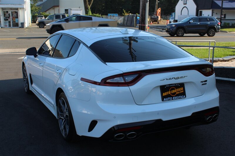 2020 Kia Stinger GT-Line  