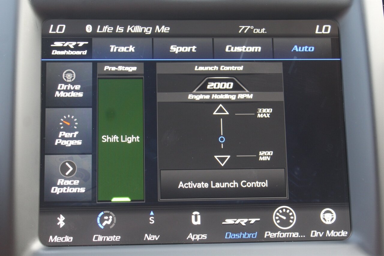 2023 Chrysler 300C - Photo 12 - Red Bank, NJ 07701