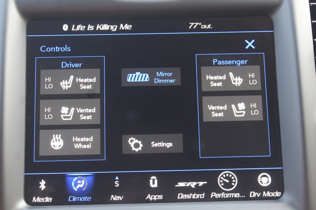 2023 Chrysler 300C - Photo 15 - Red Bank, NJ 07701