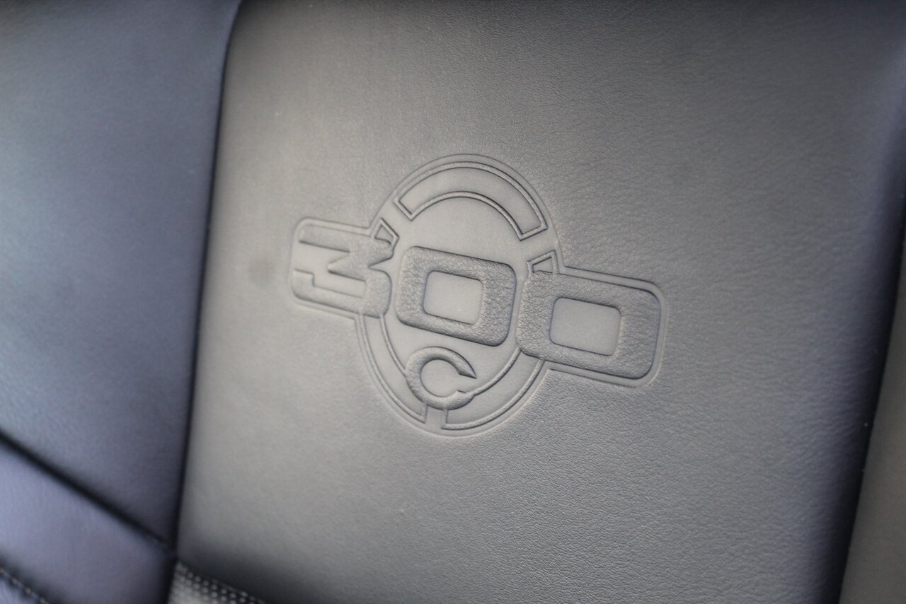 2023 Chrysler 300C - Photo 18 - Red Bank, NJ 07701