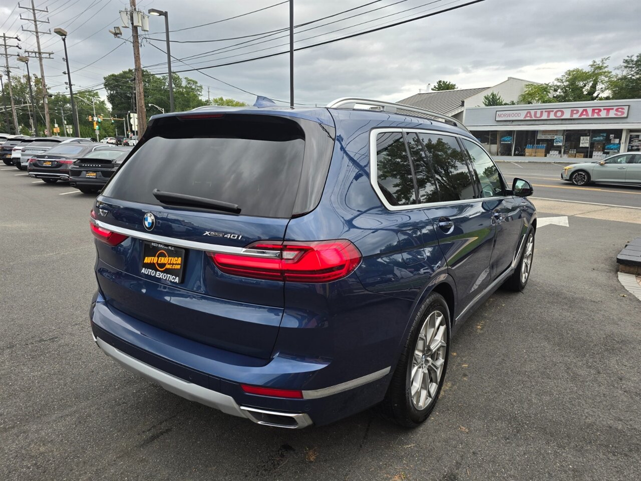 2021 BMW X7 xDrive40i - Photo 3 - Red Bank, NJ 07701
