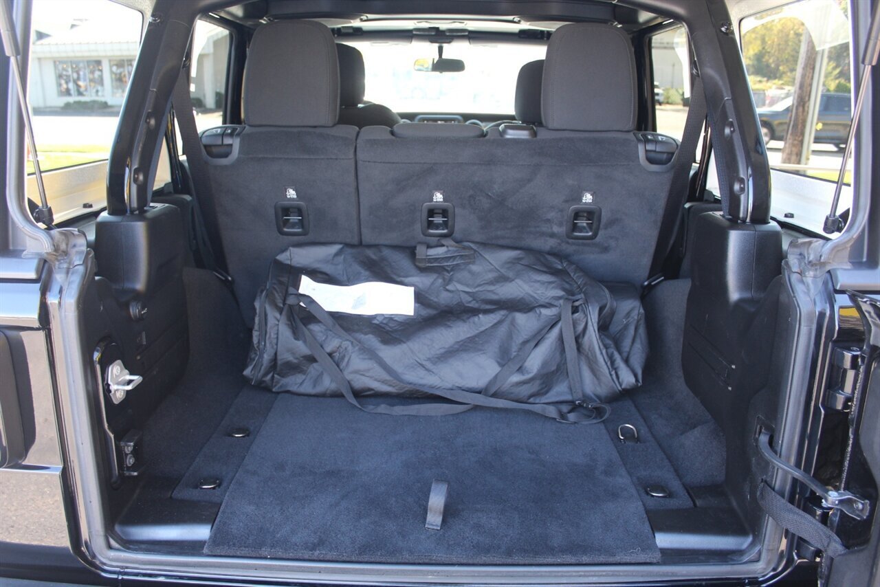 2020 Jeep Wrangler Willys - Photo 43 - Red Bank, NJ 07701