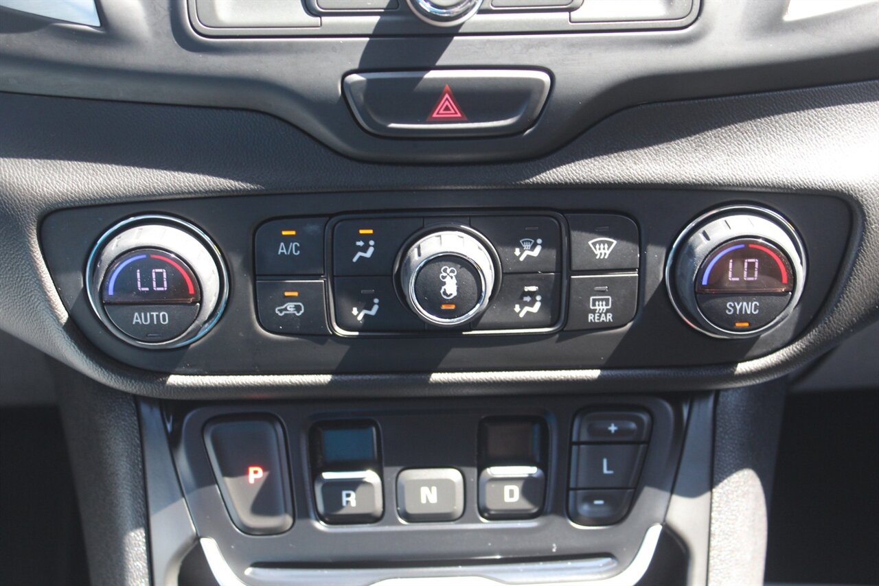 2019 GMC Terrain SLE - Photo 8 - Red Bank, NJ 07701