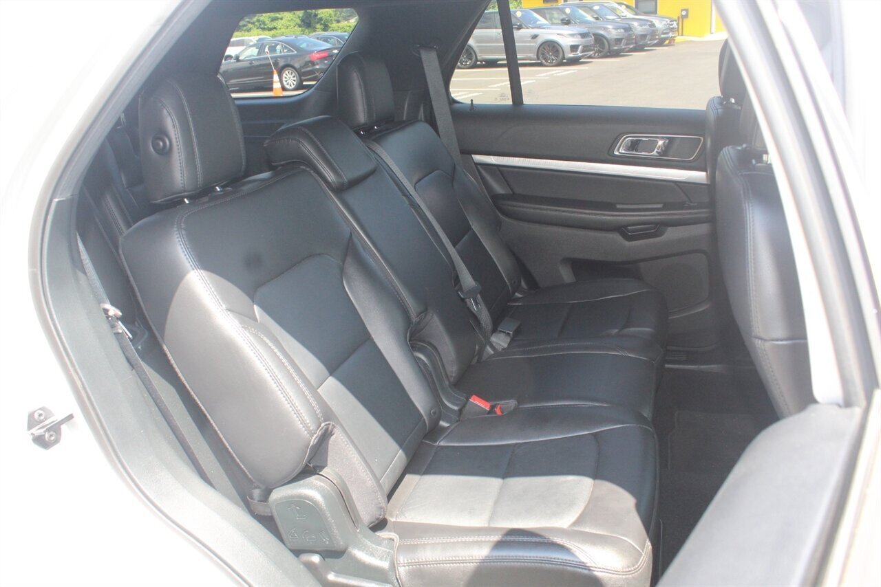2018 Ford Explorer XLT - Photo 16 - Red Bank, NJ 07701