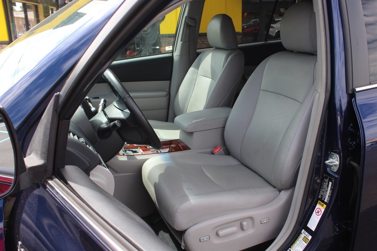 2013 Toyota Highlander Limited photo 12