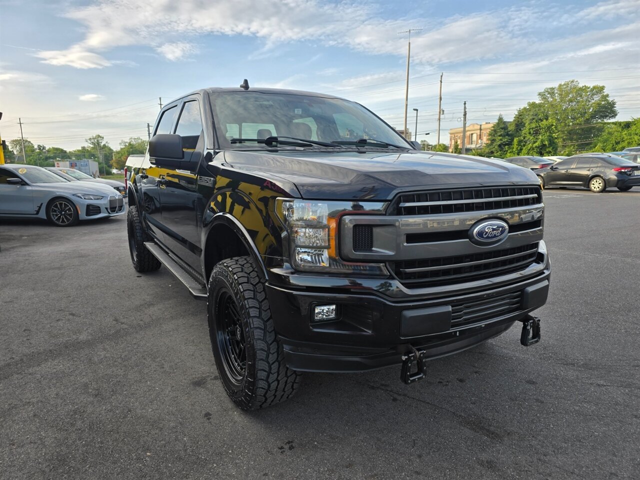 2019 Ford F-150 XLT - Photo 4 - Red Bank, NJ 07701