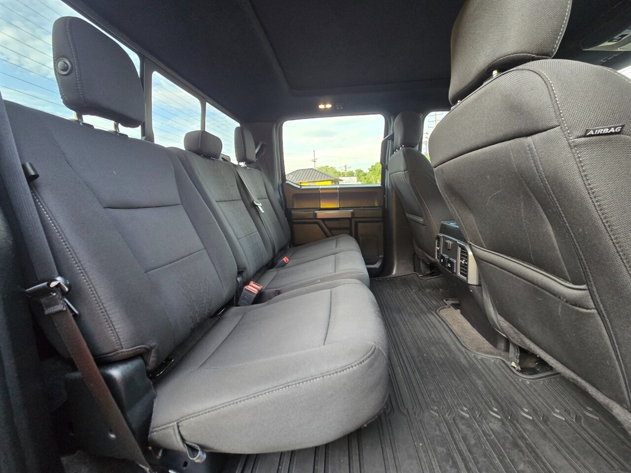 2019 Ford F-150 XLT - Photo 15 - Red Bank, NJ 07701