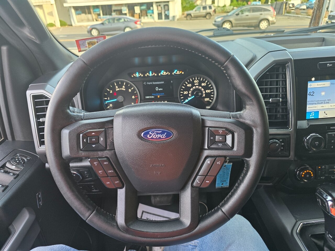 2019 Ford F-150 XLT - Photo 6 - Red Bank, NJ 07701