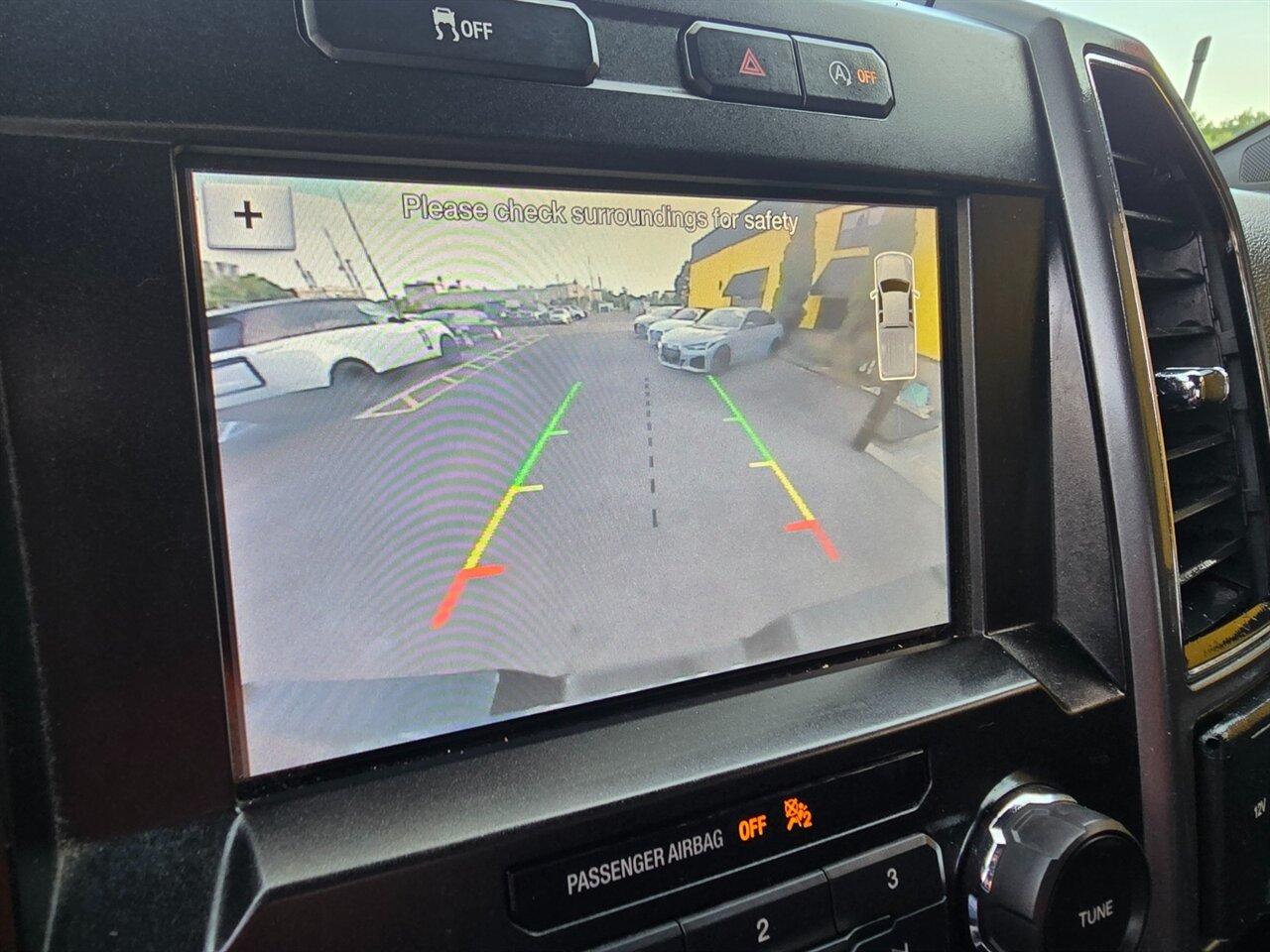 2019 Ford F-150 XLT - Photo 9 - Red Bank, NJ 07701