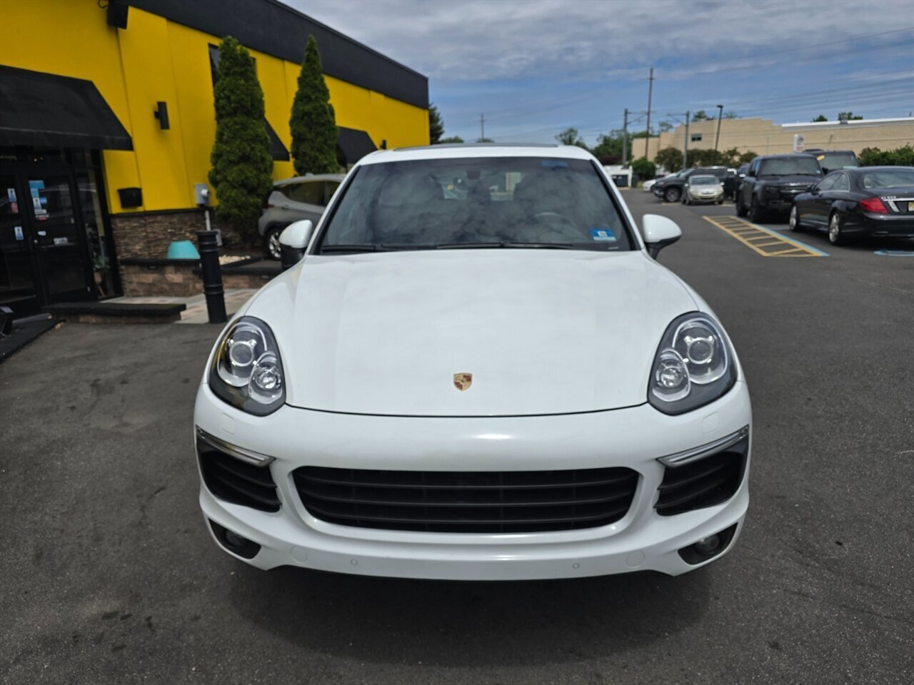 2018 Porsche Cayenne S E-Hybrid Platinum - Photo 12 - Red Bank, NJ 07701