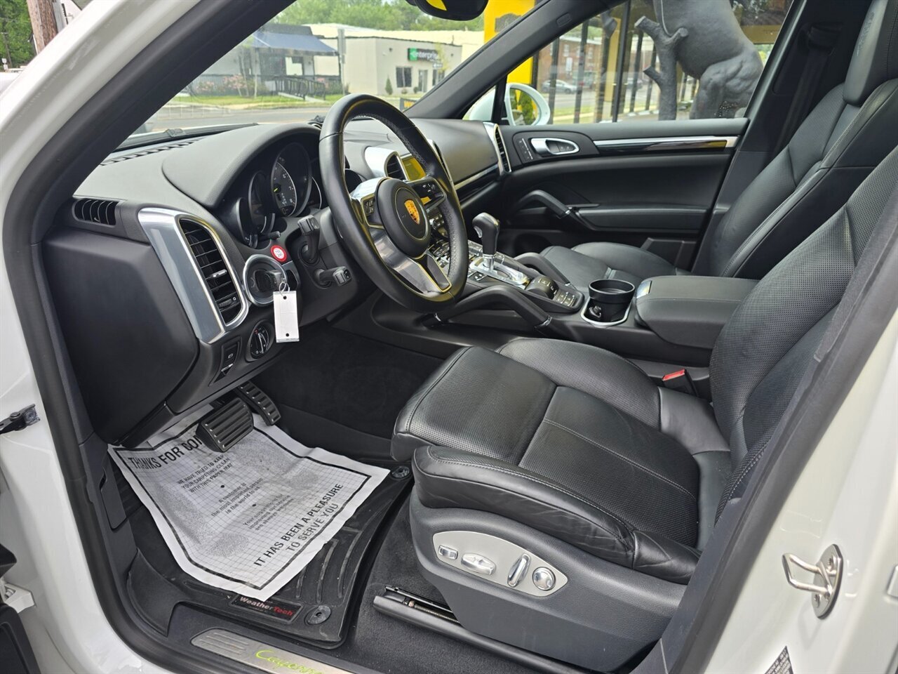 2018 Porsche Cayenne S E-Hybrid Platinum - Photo 16 - Red Bank, NJ 07701