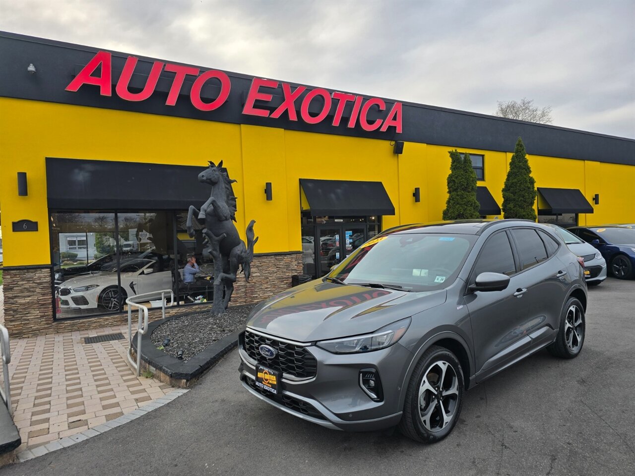 2023 Ford Escape ST-Line Elite   - Photo 1 - Red Bank, NJ 07701