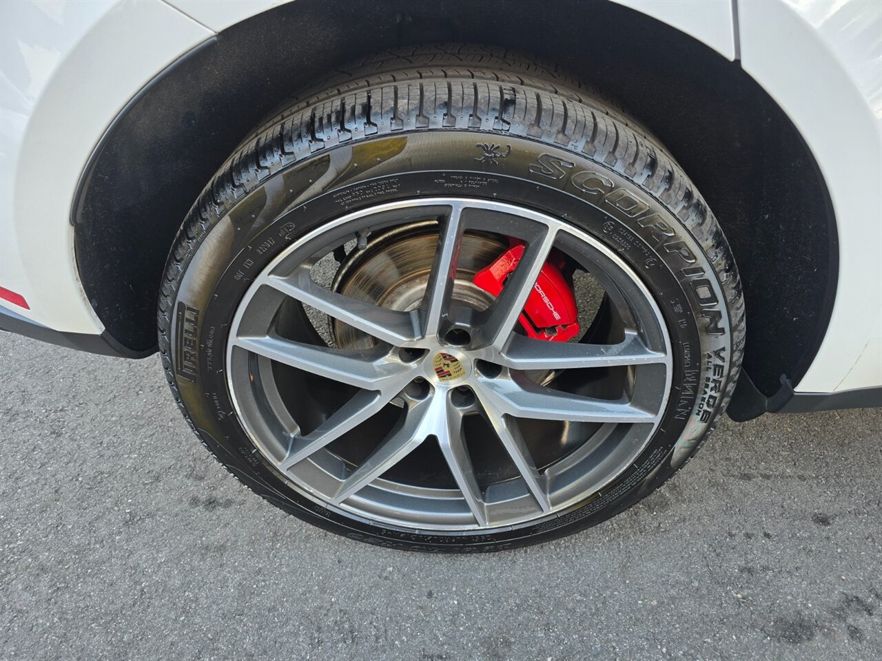 2023 Porsche Macan S - Photo 30 - Red Bank, NJ 07701