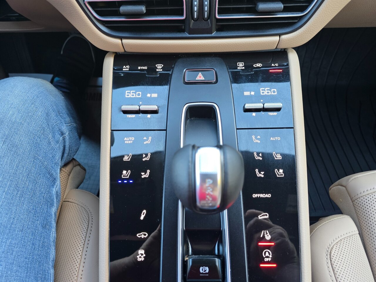 2023 Porsche Macan S - Photo 8 - Red Bank, NJ 07701