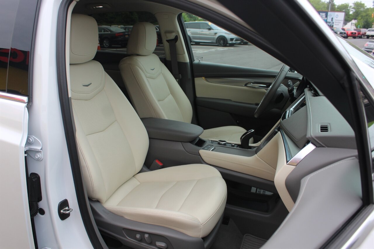 2022 Cadillac XT5 Premium Luxury - Photo 15 - Red Bank, NJ 07701