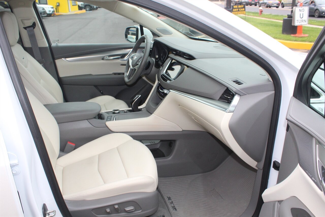 2022 Cadillac XT5 Premium Luxury - Photo 14 - Red Bank, NJ 07701