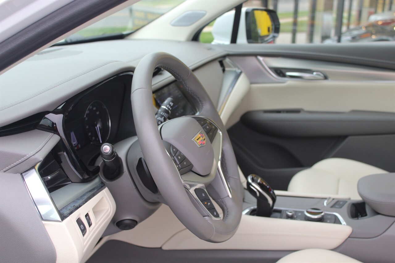 2022 Cadillac XT5 Premium Luxury - Photo 18 - Red Bank, NJ 07701