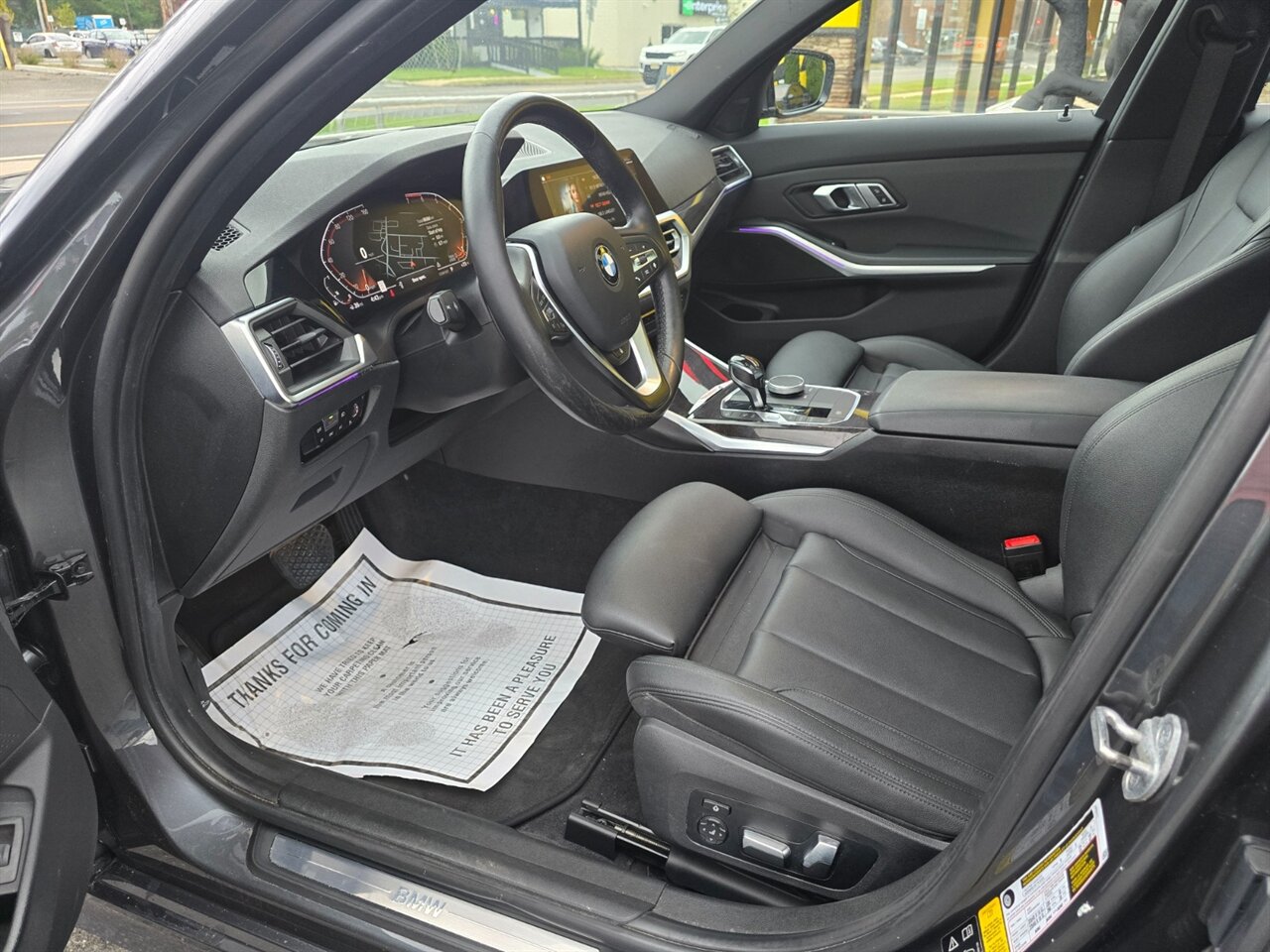 2020 BMW 330i xDrive - Photo 11 - Red Bank, NJ 07701