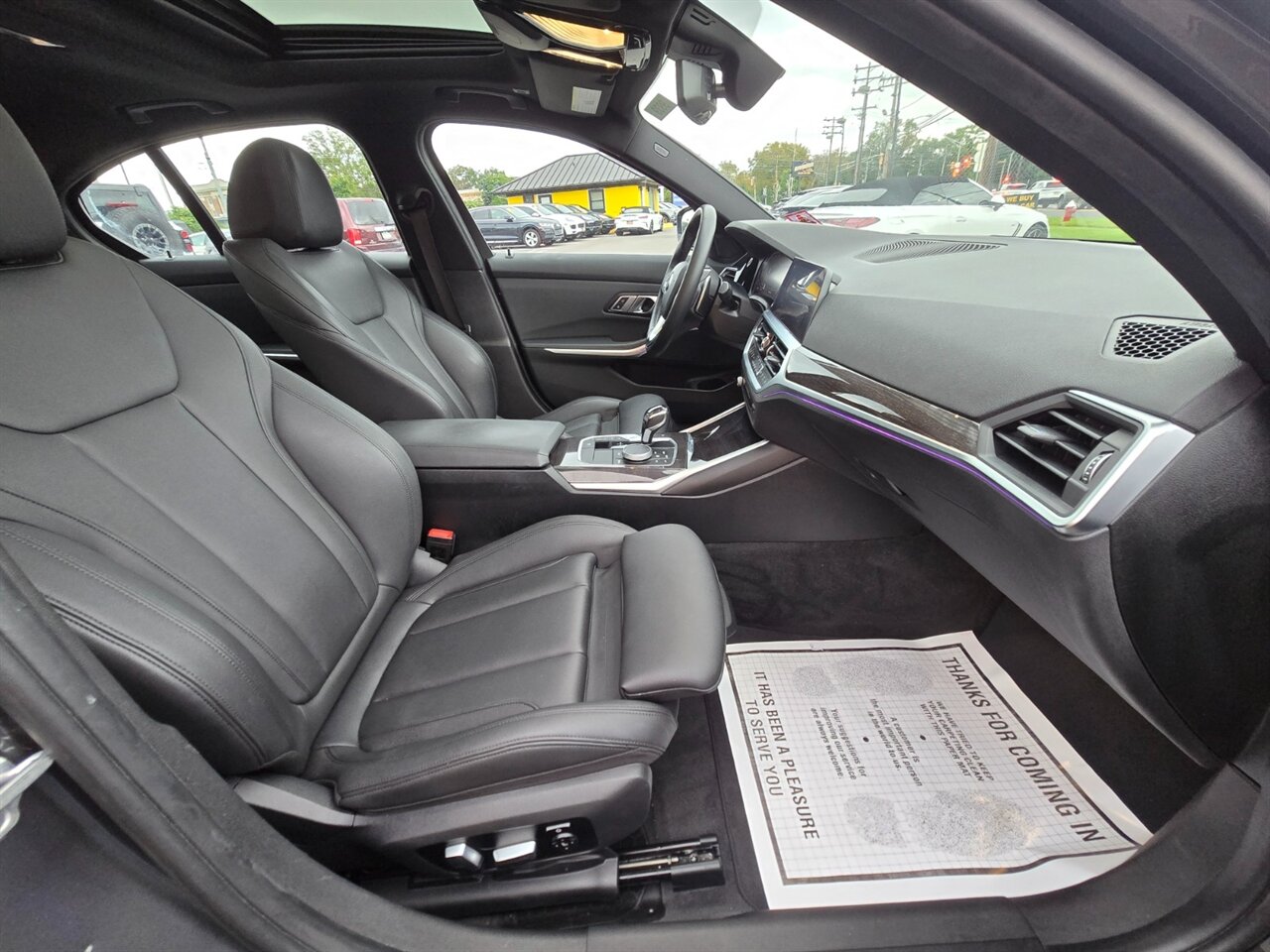 2020 BMW 330i xDrive - Photo 14 - Red Bank, NJ 07701