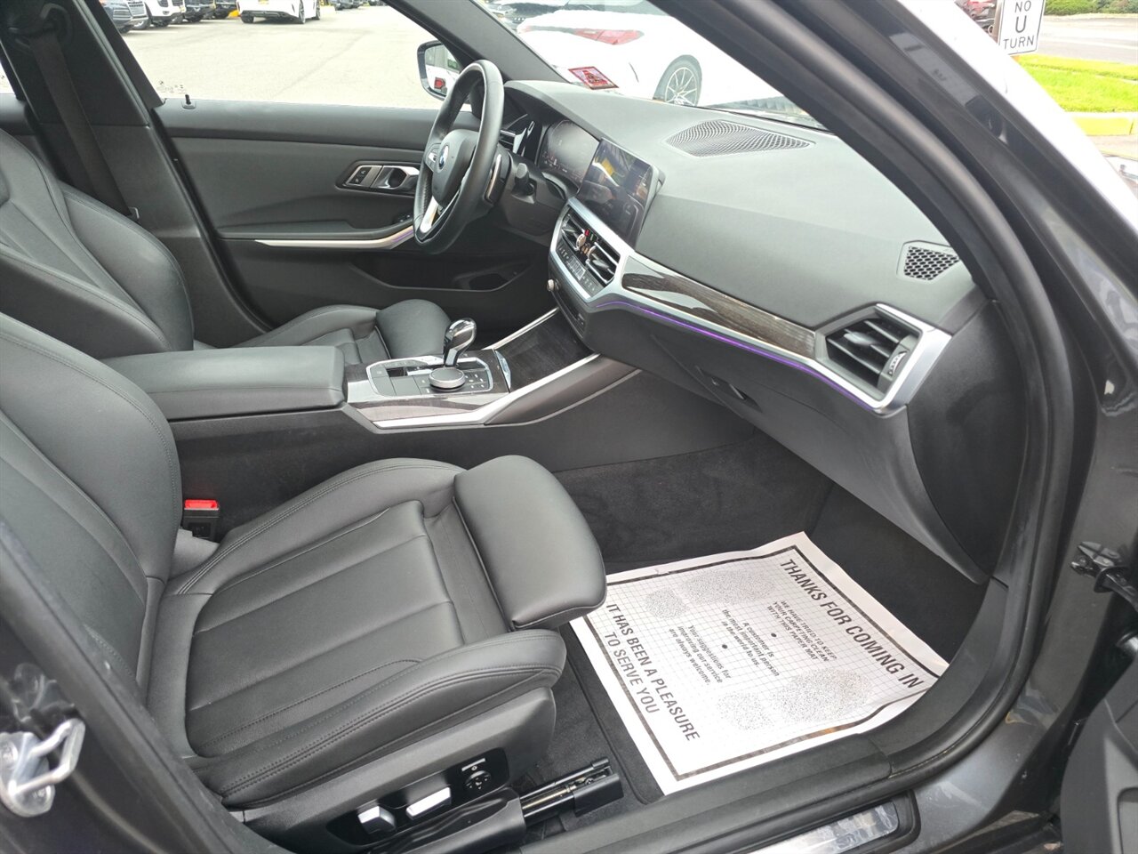 2020 BMW 330i xDrive - Photo 13 - Red Bank, NJ 07701
