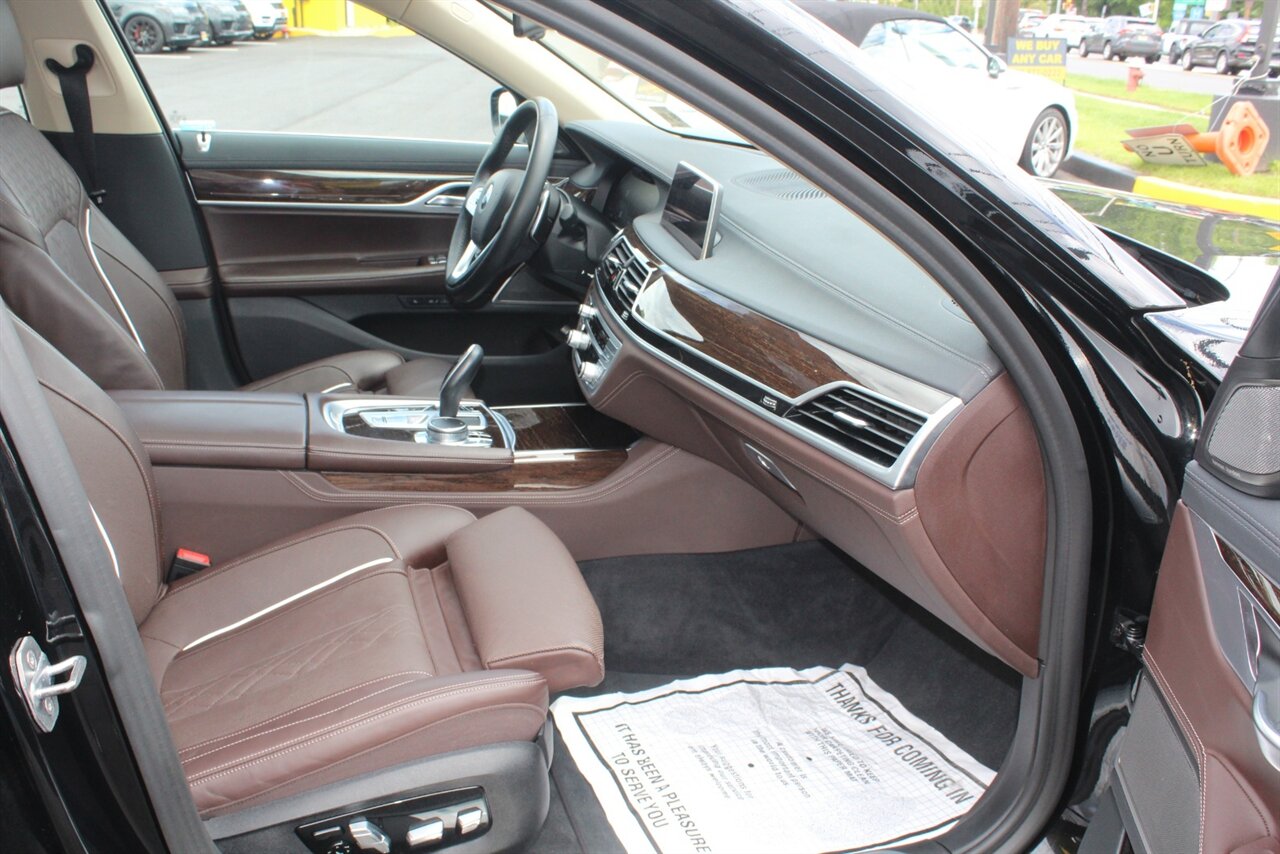 2020 BMW 750i xDrive - Photo 51 - Red Bank, NJ 07701