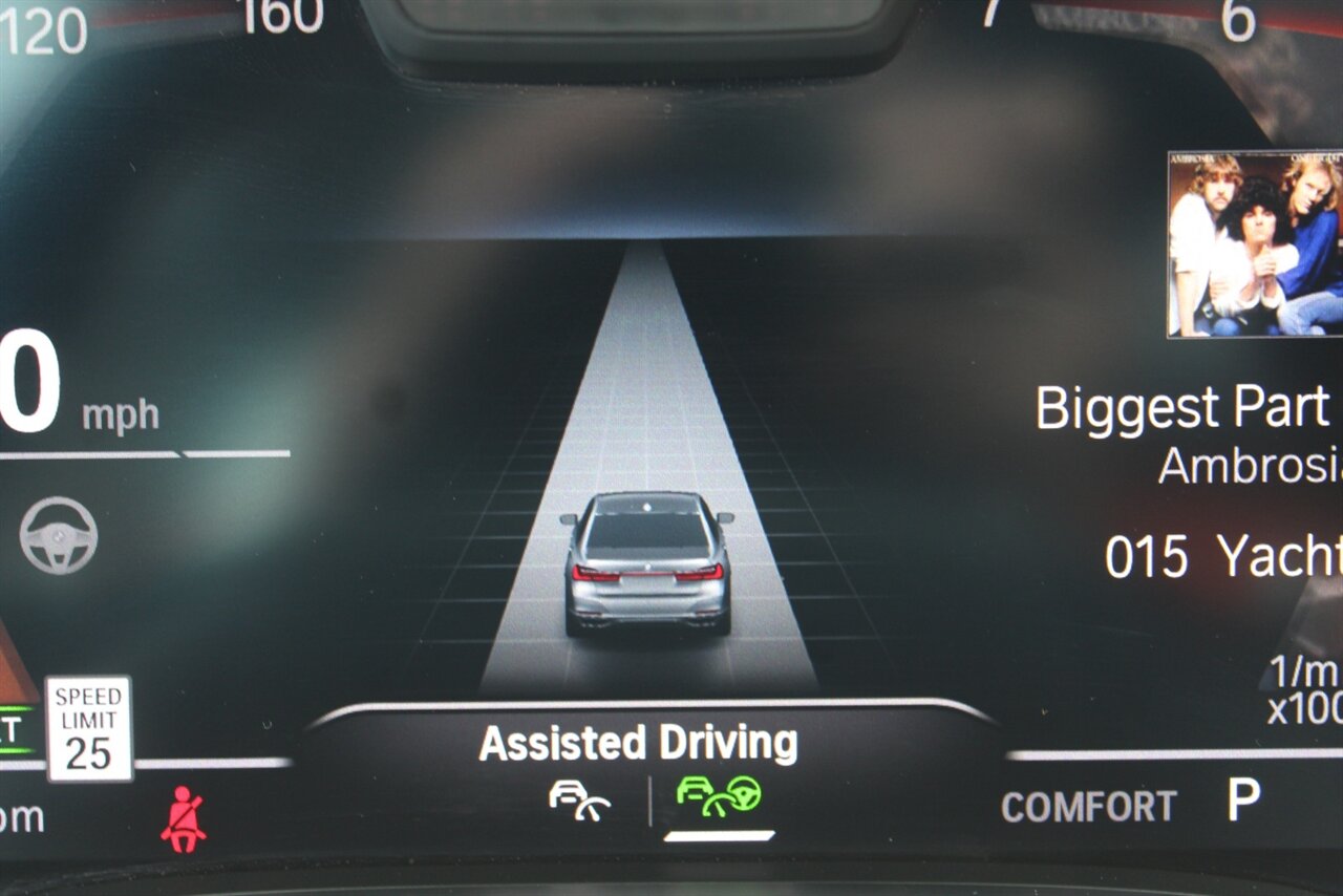 2020 BMW 750i xDrive - Photo 39 - Red Bank, NJ 07701
