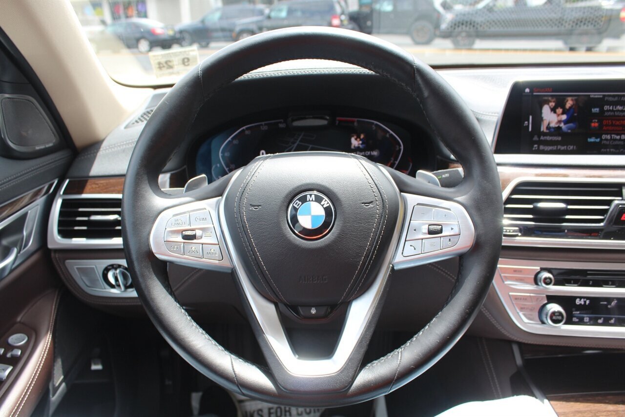 2020 BMW 750i xDrive - Photo 7 - Red Bank, NJ 07701