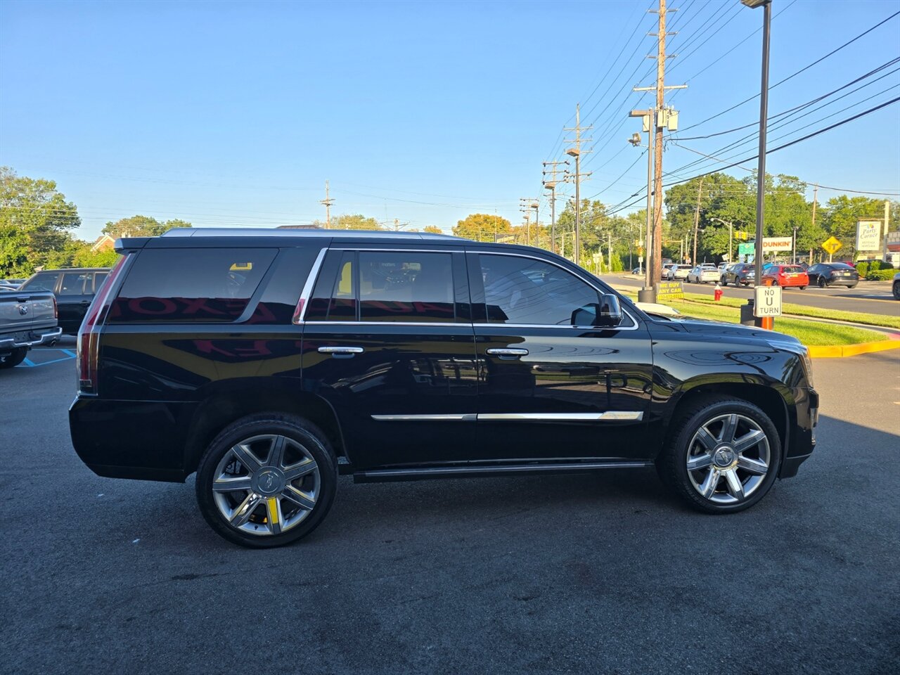 2017 Cadillac Escalade Premium Luxury - Photo 62 - Red Bank, NJ 07701