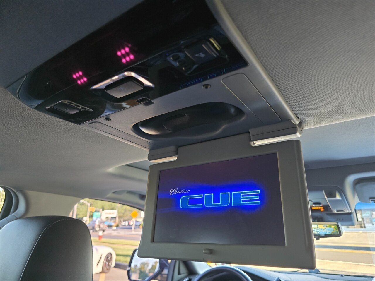 2017 Cadillac Escalade Premium Luxury - Photo 11 - Red Bank, NJ 07701