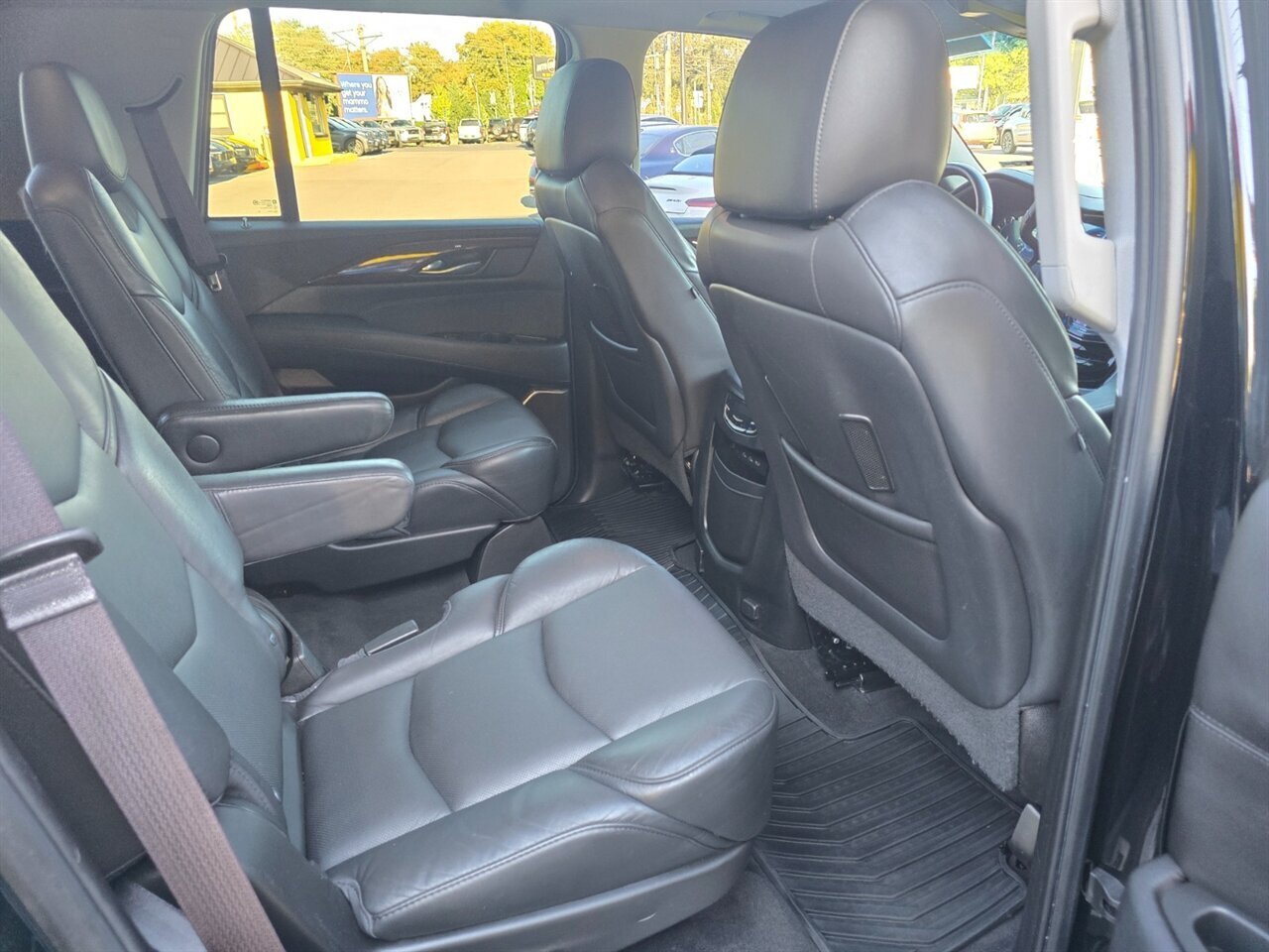 2017 Cadillac Escalade Premium Luxury - Photo 19 - Red Bank, NJ 07701