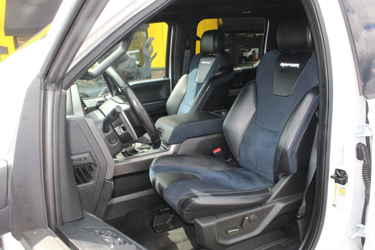2019 Ford F-150 Raptor photo 11