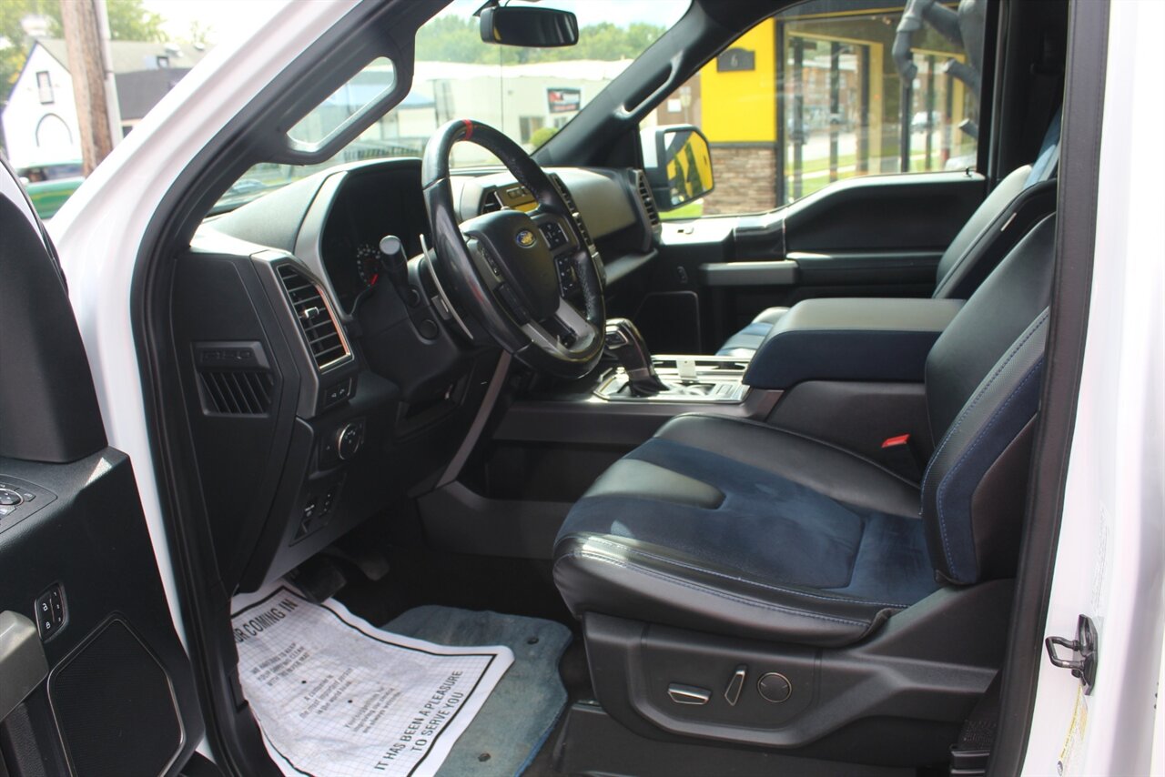 2019 Ford F-150 Raptor photo 10