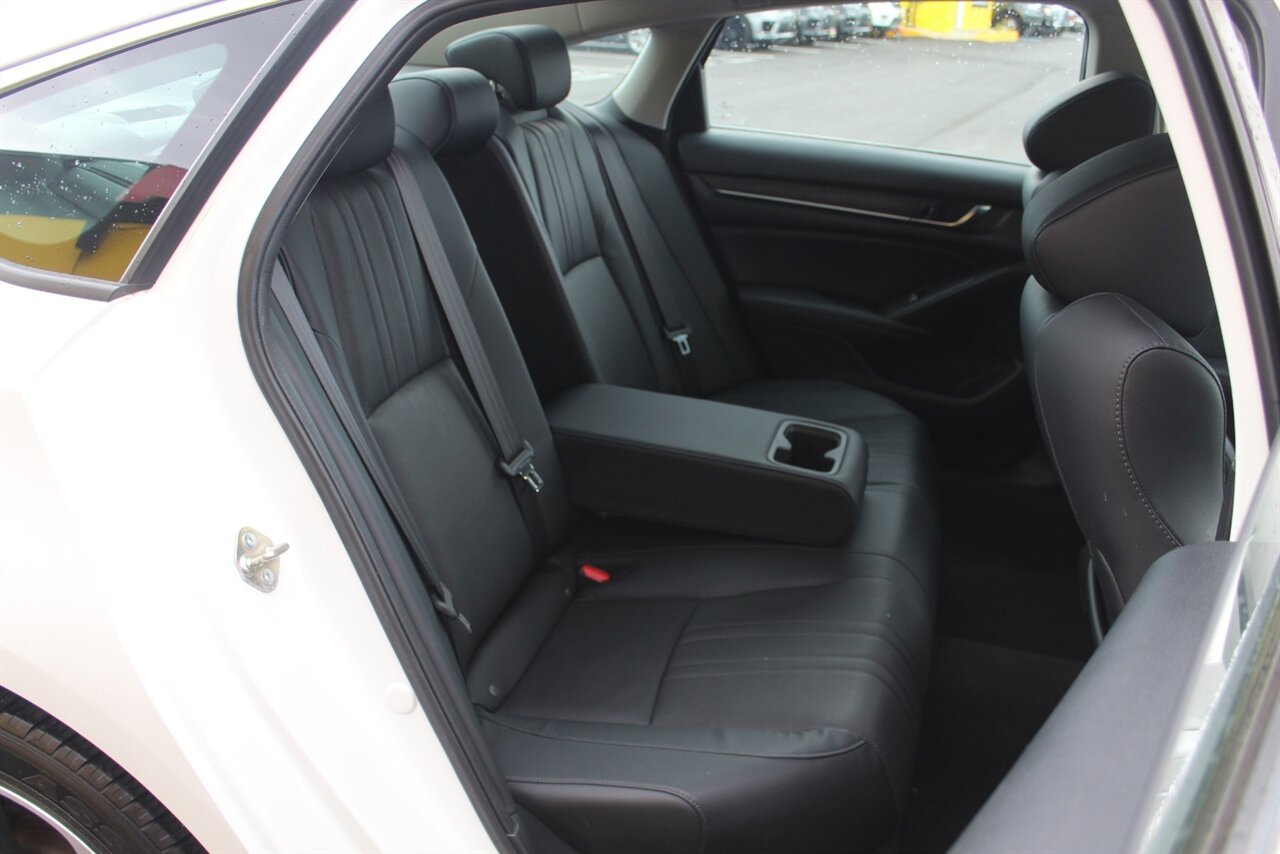 2018 Honda Accord EX-L - Photo 15 - Red Bank, NJ 07701