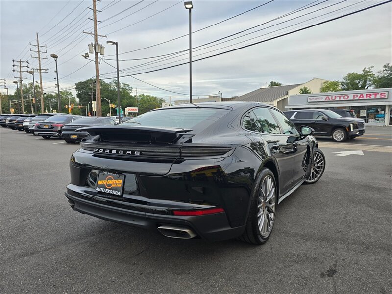 2026 Porsche Panamera 4  