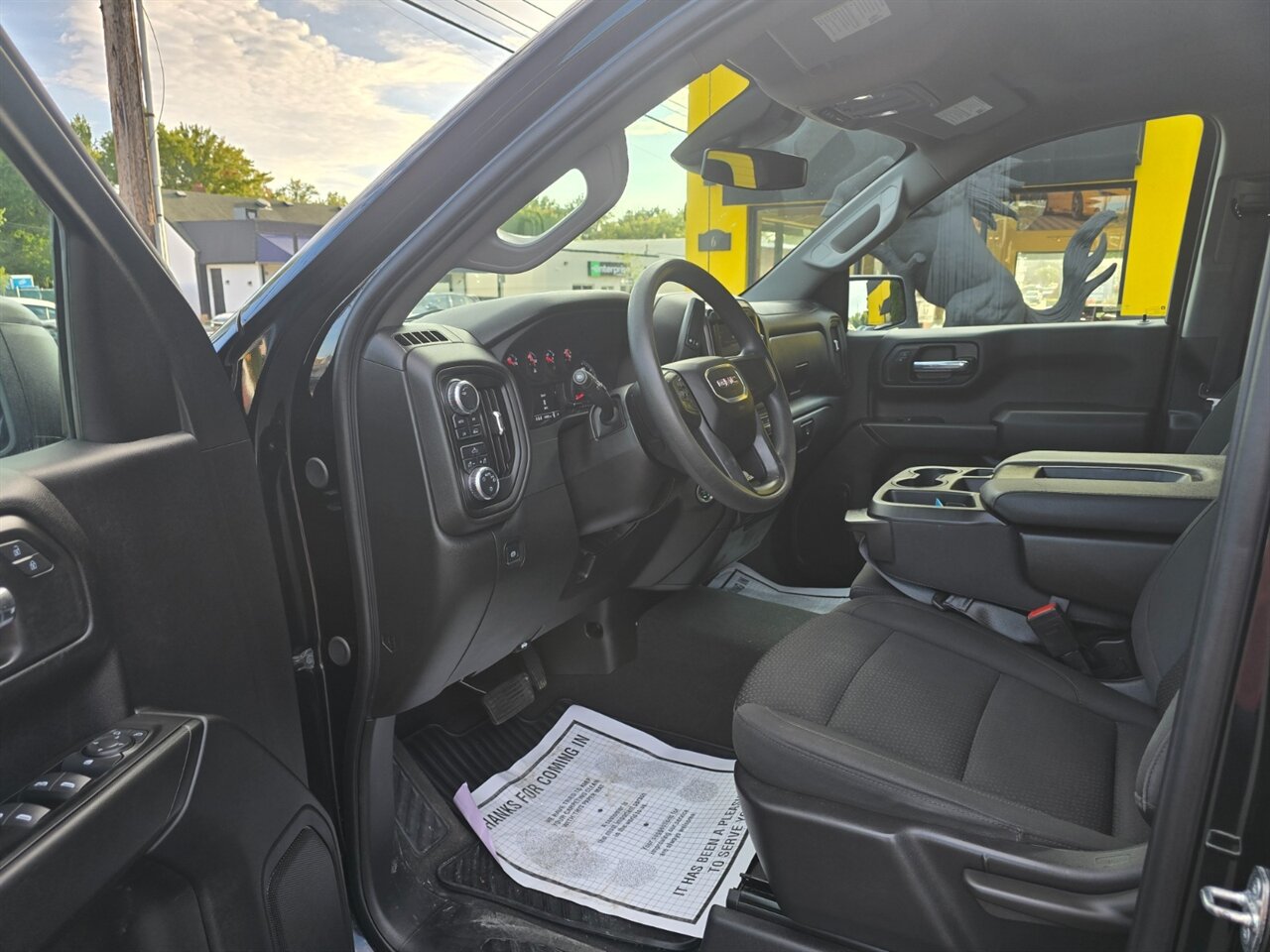 2024 GMC Sierra 1500 Pro - Photo 9 - Red Bank, NJ 07701
