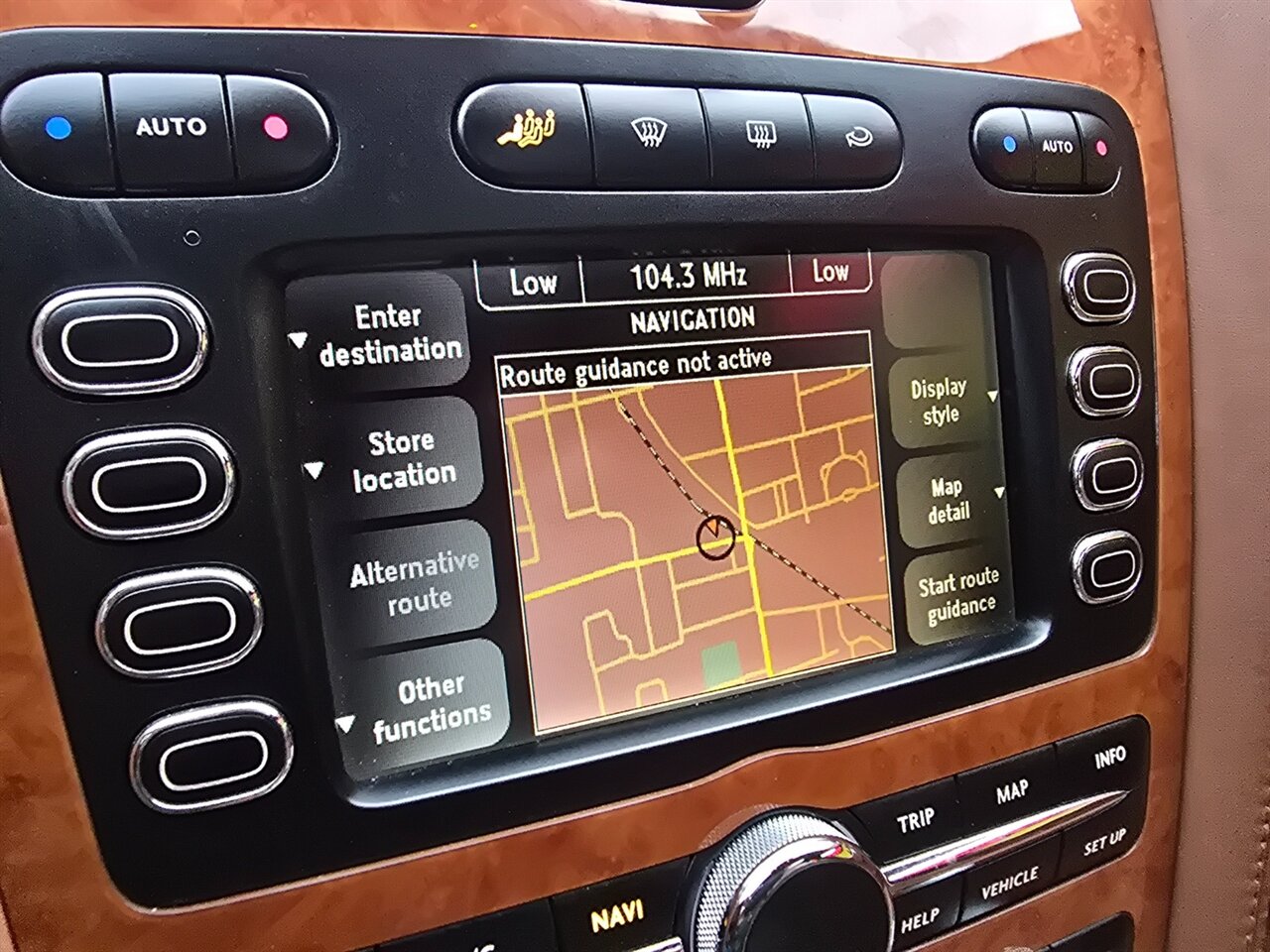 2006 Bentley Continental Flying Spur - Photo 15 - Red Bank, NJ 07701