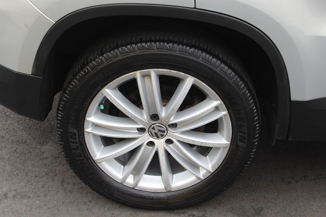 2011 Volkswagen Tiguan SEL - Photo 23 - Red Bank, NJ 07701