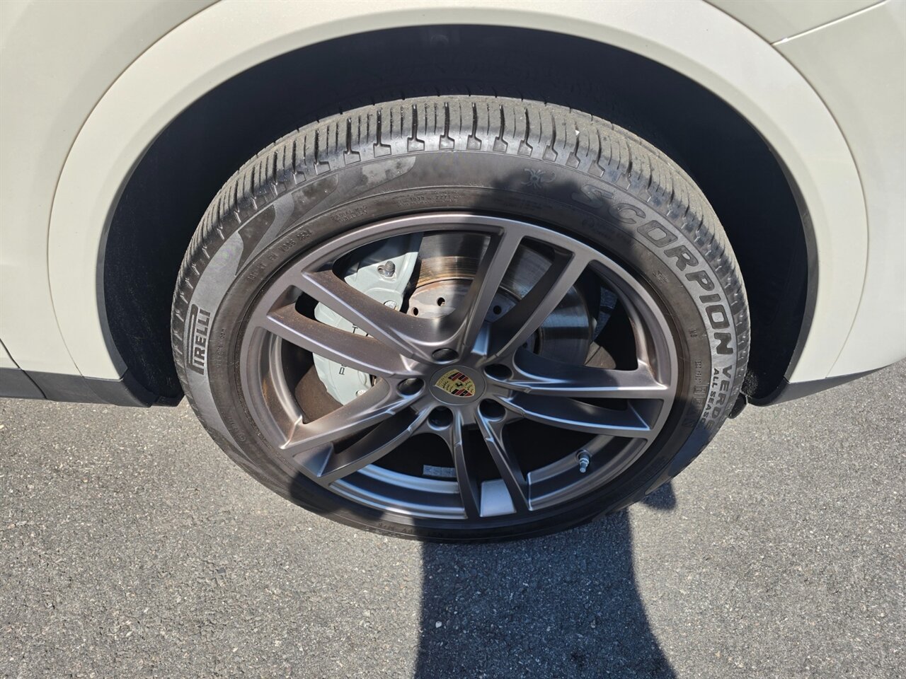 2020 Porsche Cayenne S - Photo 58 - Red Bank, NJ 07701