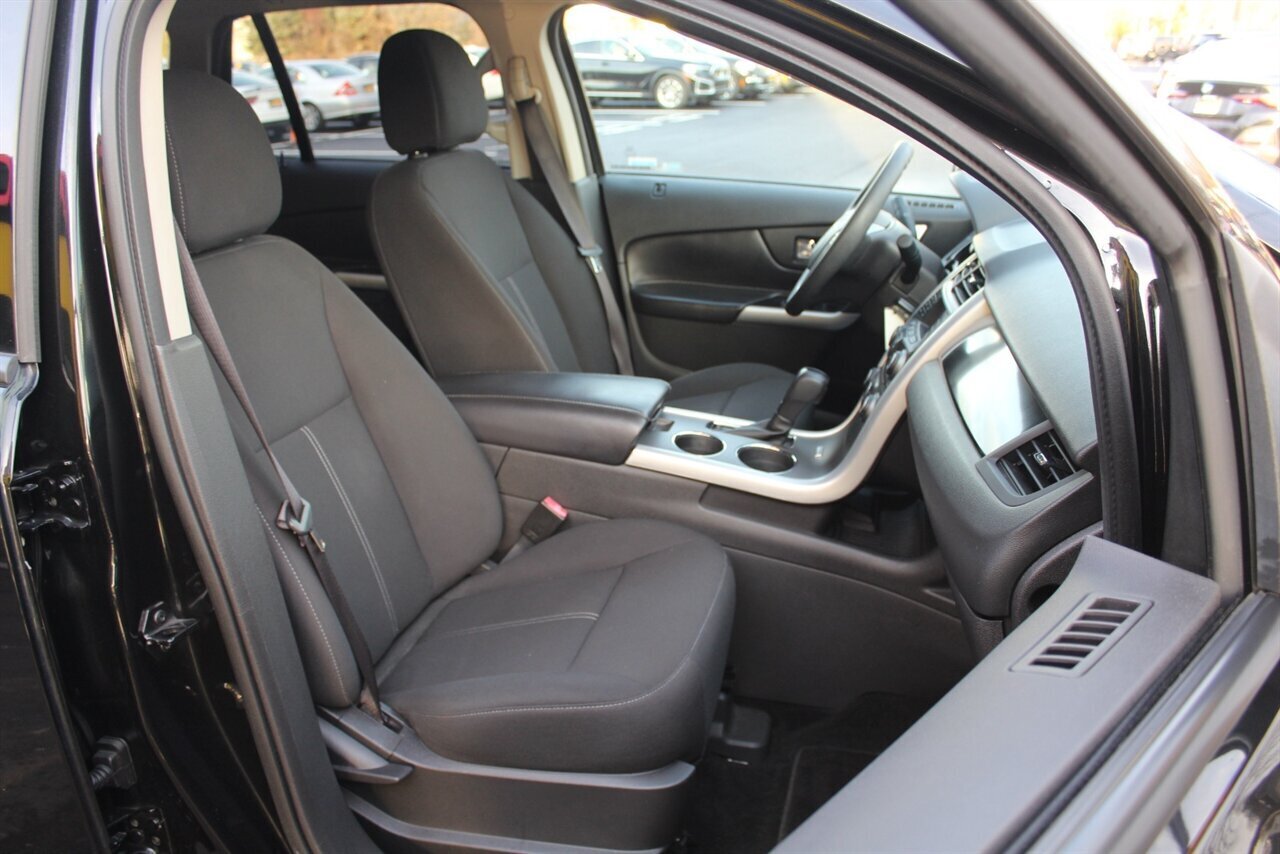 2013 Ford Edge SE - Photo 11 - Red Bank, NJ 07701