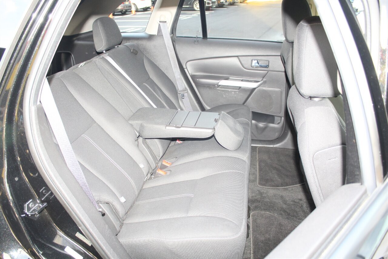 2013 Ford Edge SE - Photo 13 - Red Bank, NJ 07701