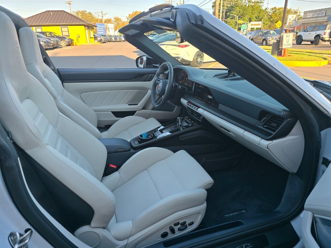 2026 Porsche 911 Targa 4 GTS - Photo 20 - Red Bank, NJ 07701